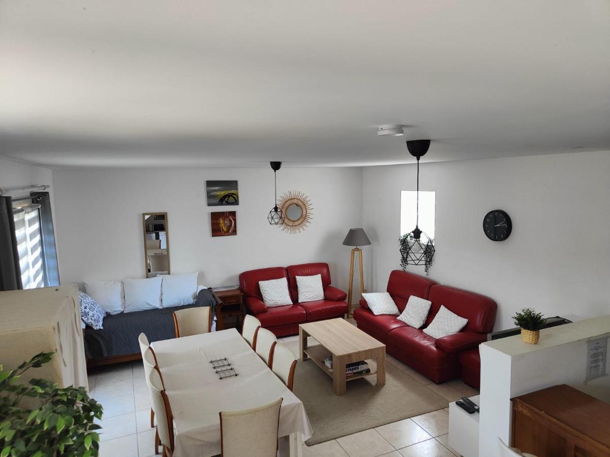 MAISON CHAPY en centre ville 1 à 11 personnes - Housity