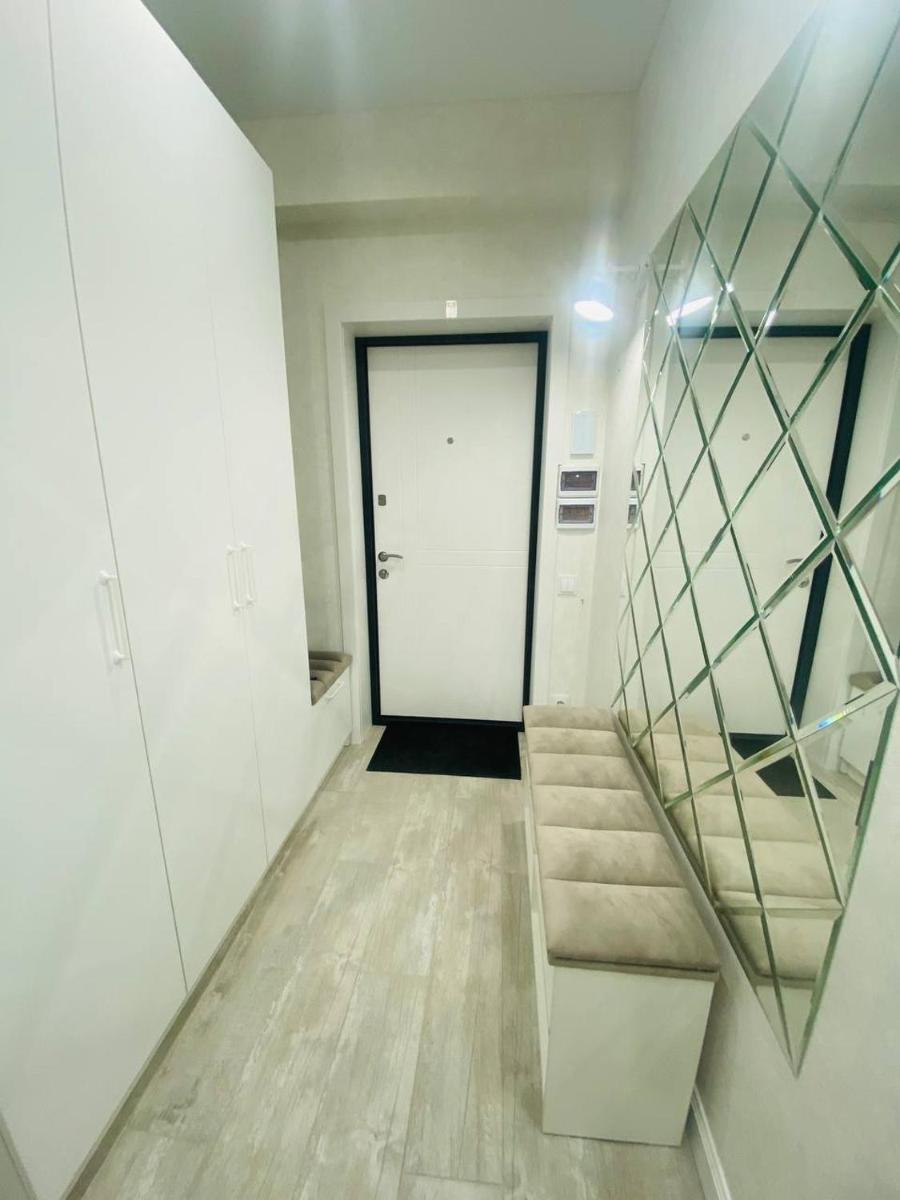 Suitetrails - 2 комнатная квартира, Chirie Apartament 2 camere Terasa