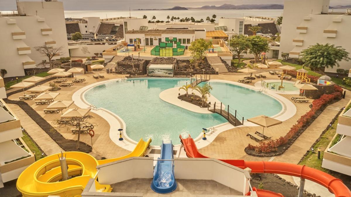 Piscina en o cerca de Dreams Lanzarote Playa Dorada Resort & Spa