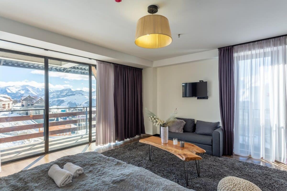 2BR Apartment in Marshall Gudauri Project - Housity