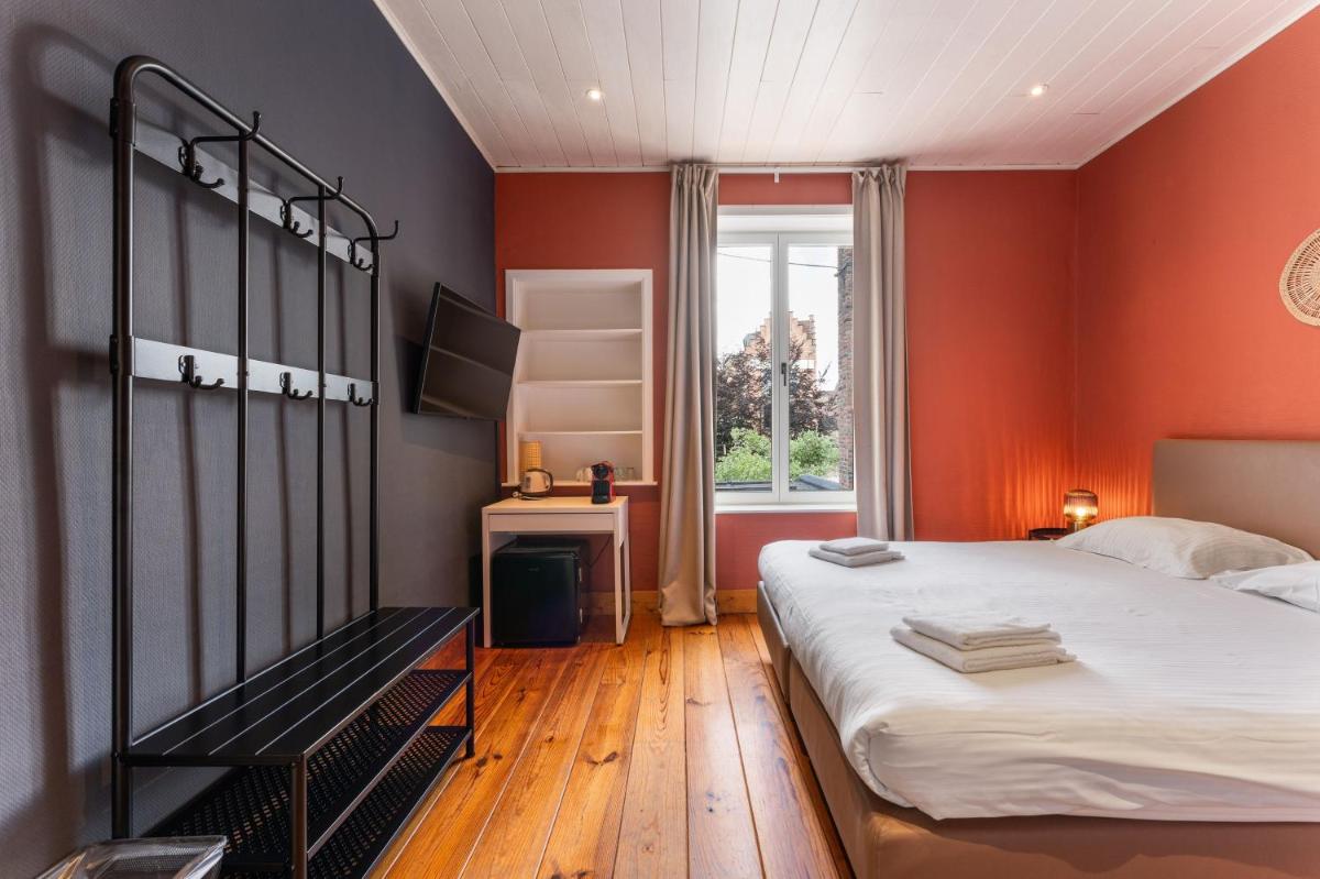 Lake Suites - Housity