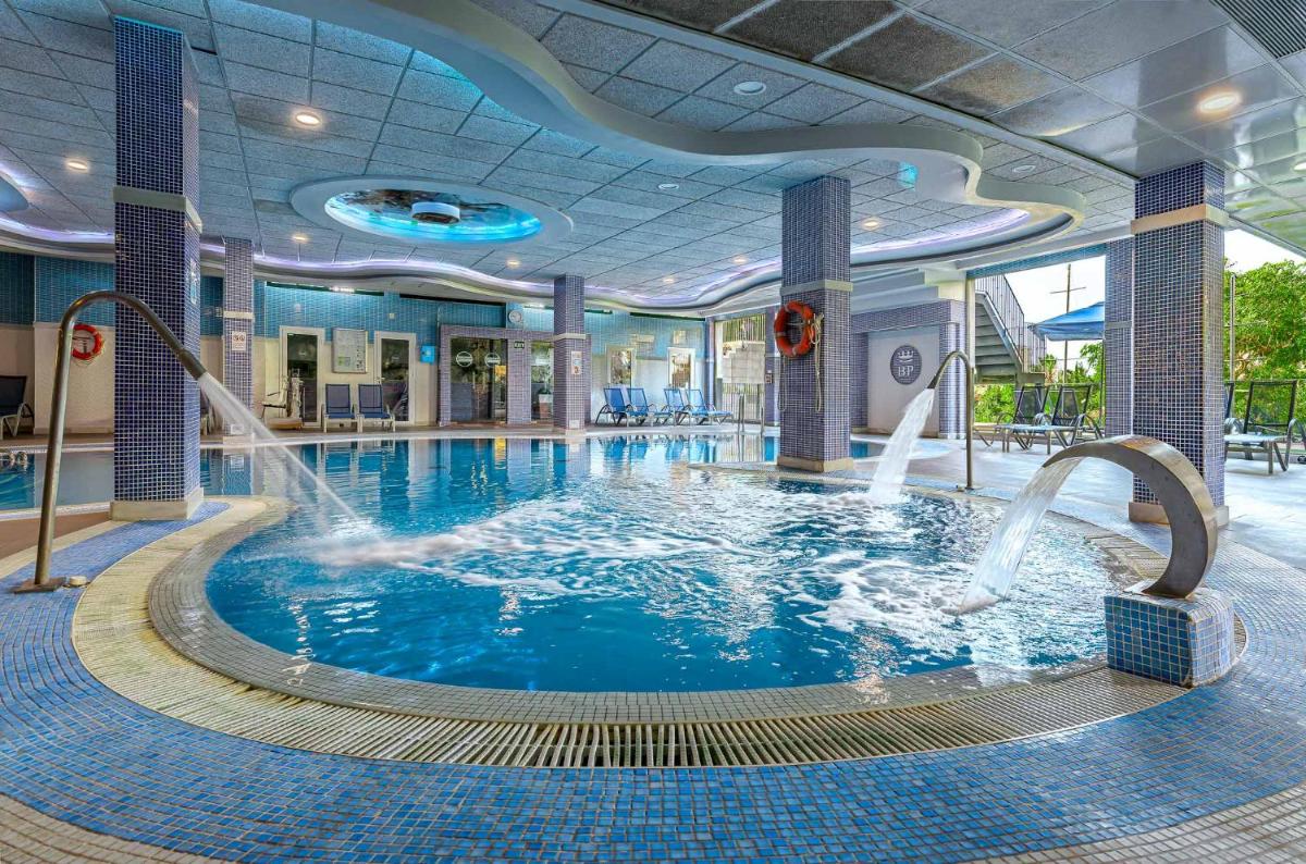 Piscina en o cerca de Benalmadena Palace Spa