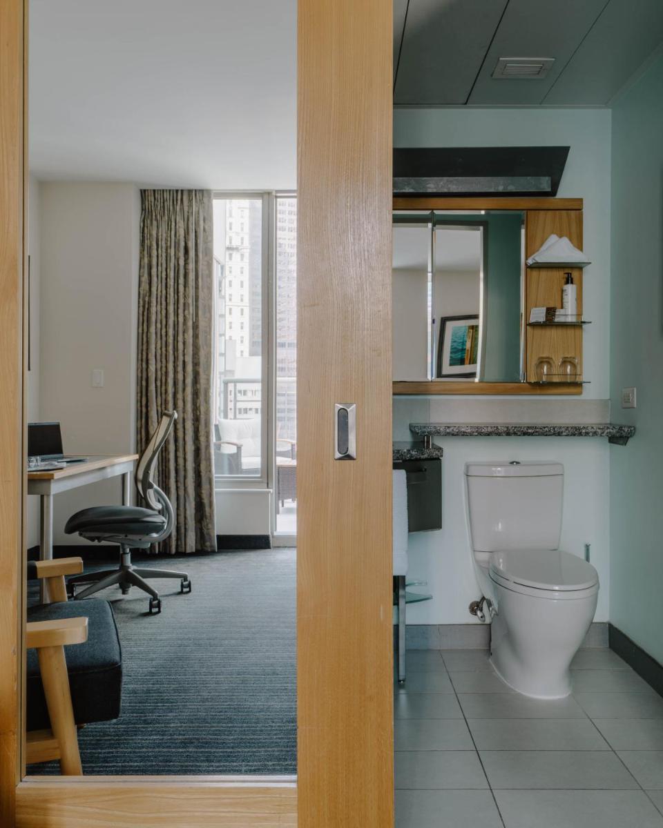 Club Quarters Hotel World Trade Center, New York - Hizvo