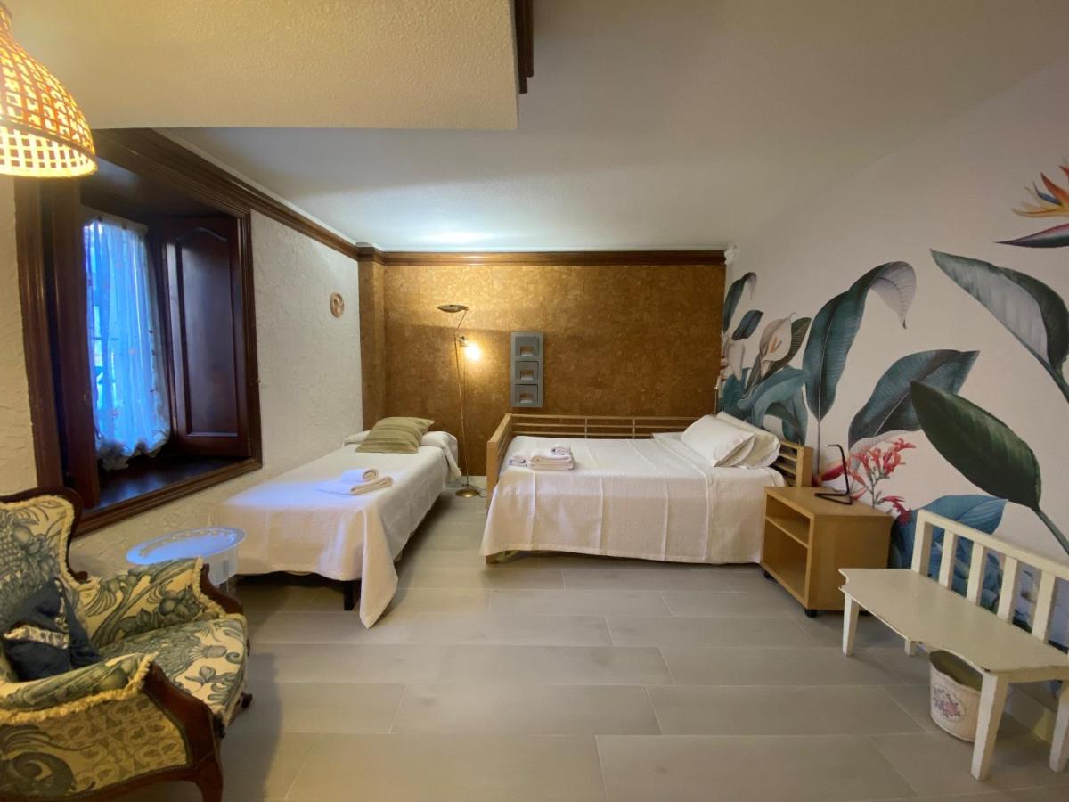 Apartamentos María Luisa - Hizvo