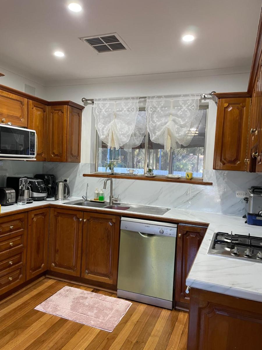 Suitetrails - Spacious Beautiful Room