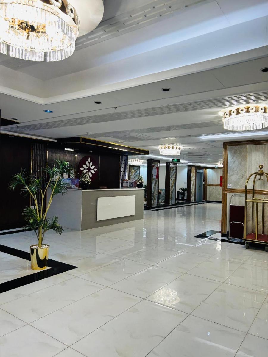 فندق ميلان إن - Housity