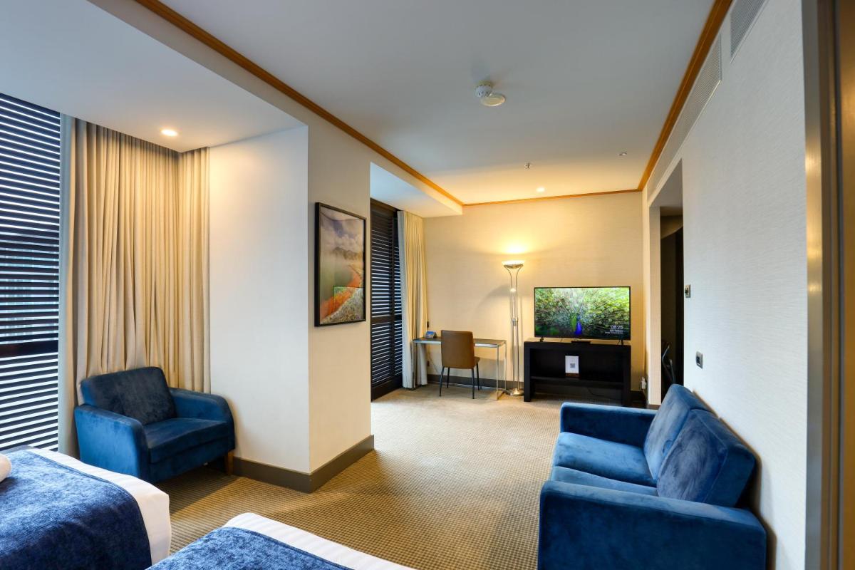 Marsden Viaduct Hotel - Housity