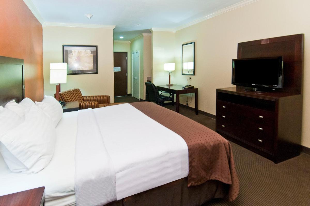 Lake Charles Hotel - Housity