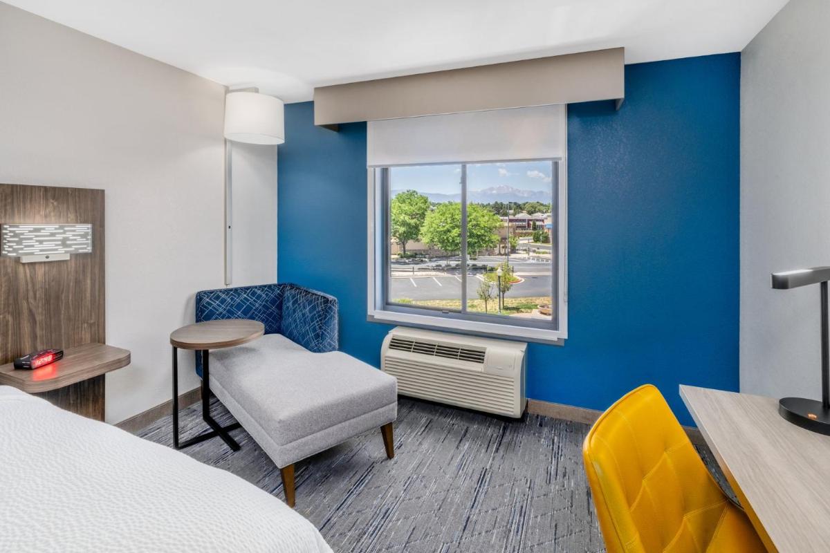 Holiday Inn Express - Colorado Springs - First & Main by IHG - Housity
