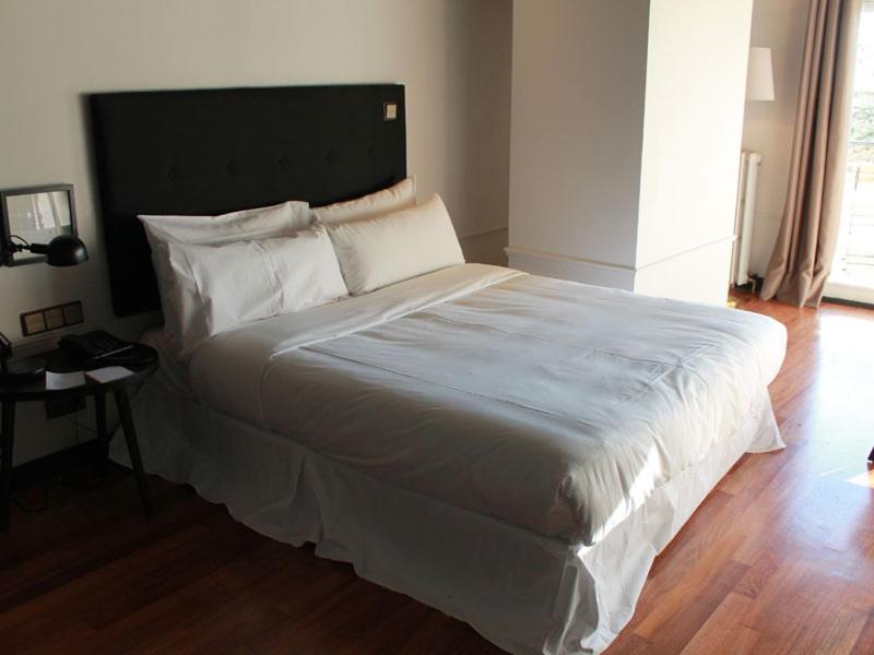 Cama o camas de una habitación en Hotel Hita "Nature Experience" for all