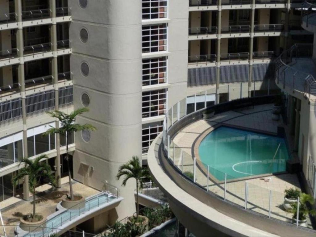 The Sails - Housity