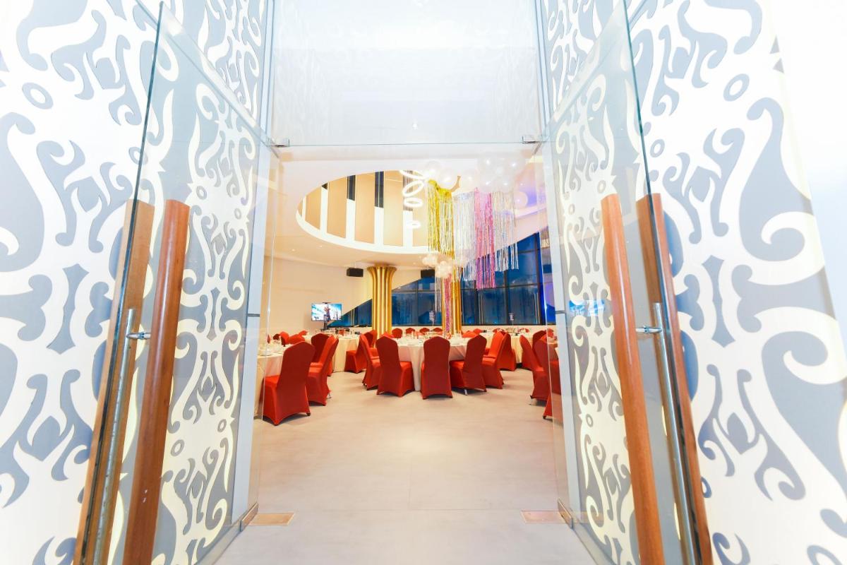 The All - Suite Pentacity Hotel Balikpapan - Housity
