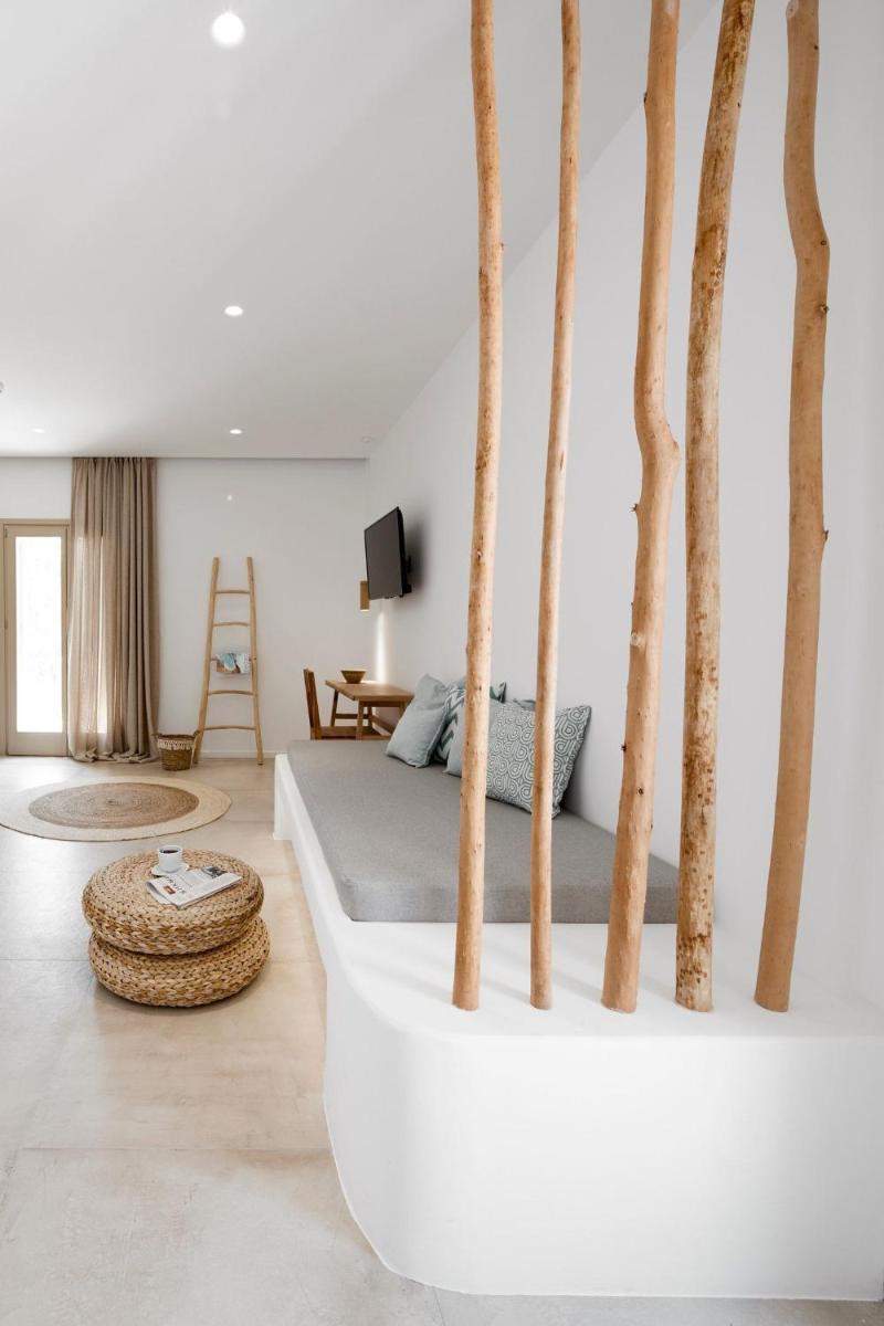 Luxury Milos Apartment Superior Suite 1 Bedroom Well Furnished Interior Adamanta - Housity