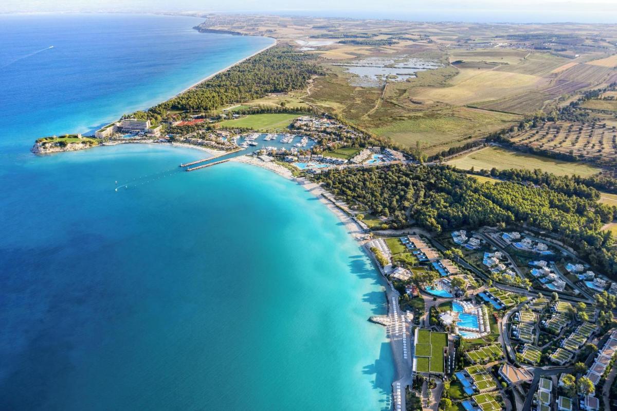 Sani Beach - Housity