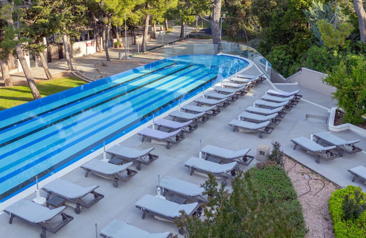 Bluesun Hotel Jadran - Housity