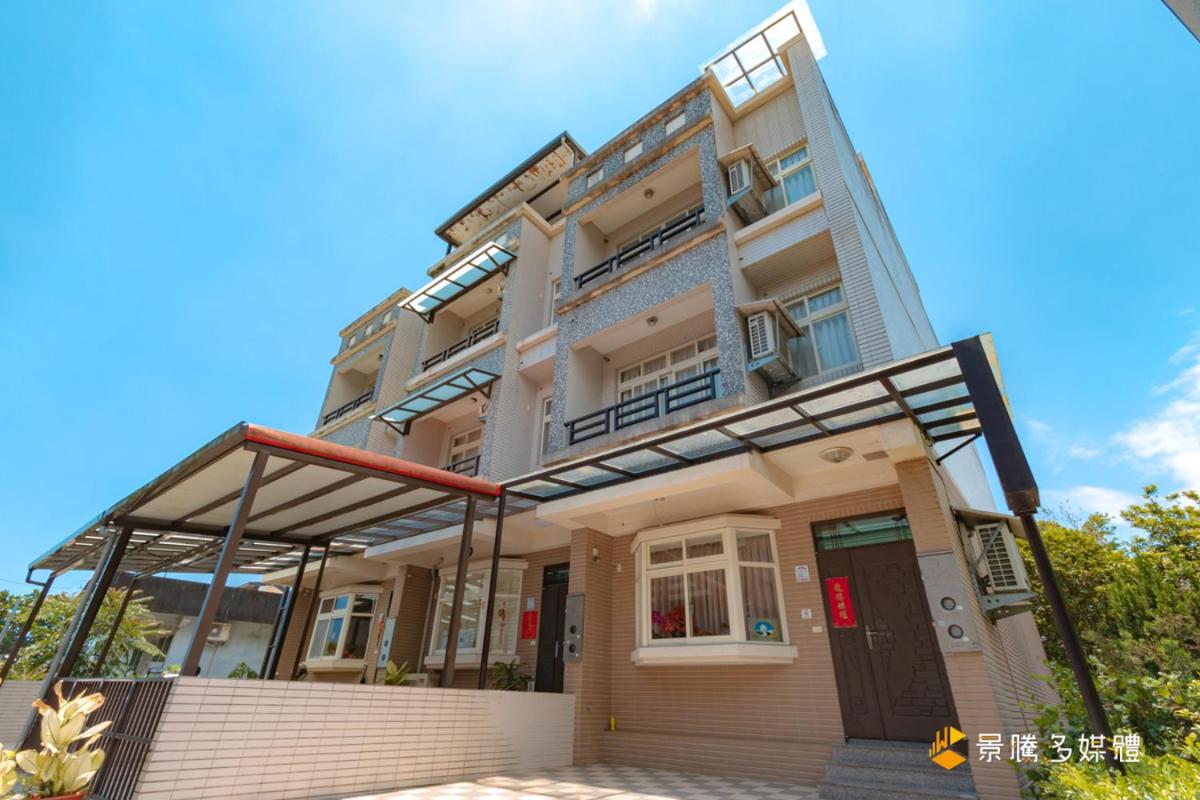 Hong Lai Guest House - Housity