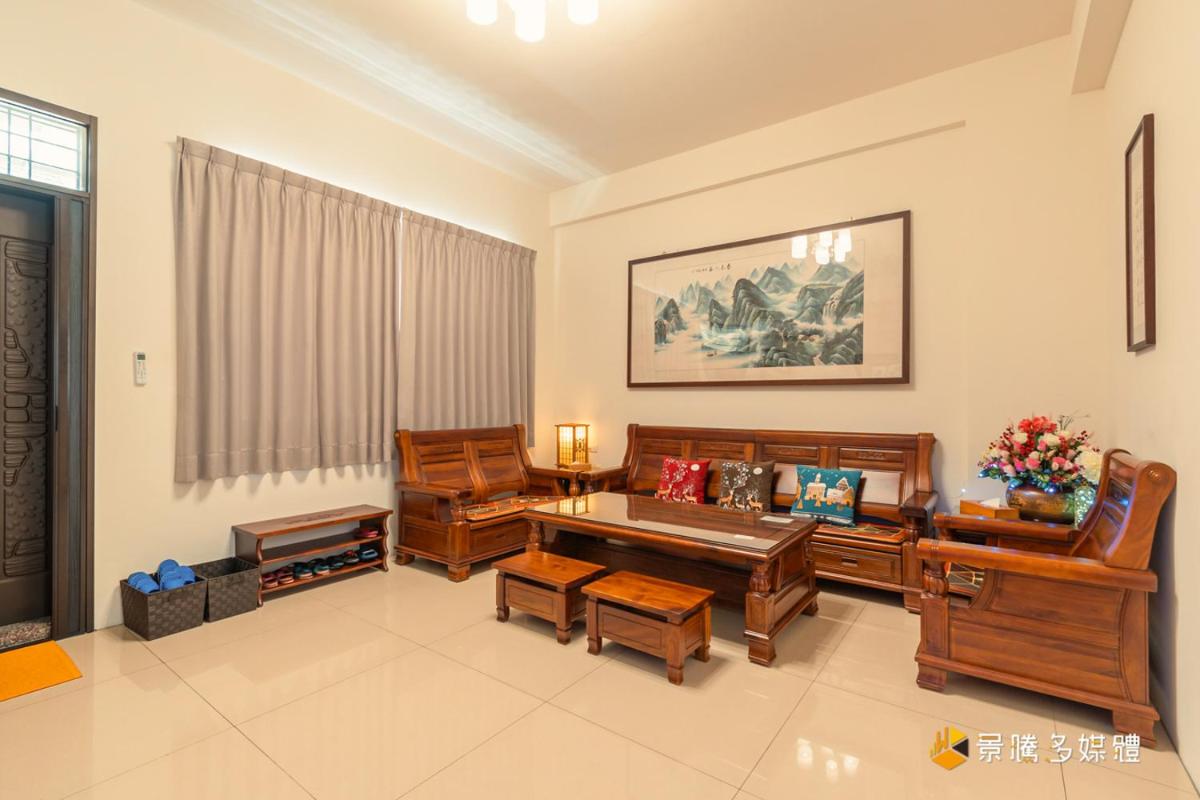 Hong Lai Guest House - Housity