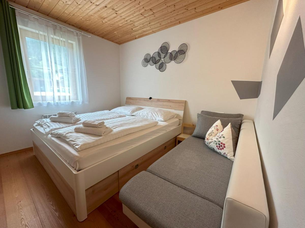 GRIASS EICH Ski-to-door Apartment by Isa Badkleinkirchheim - Housity