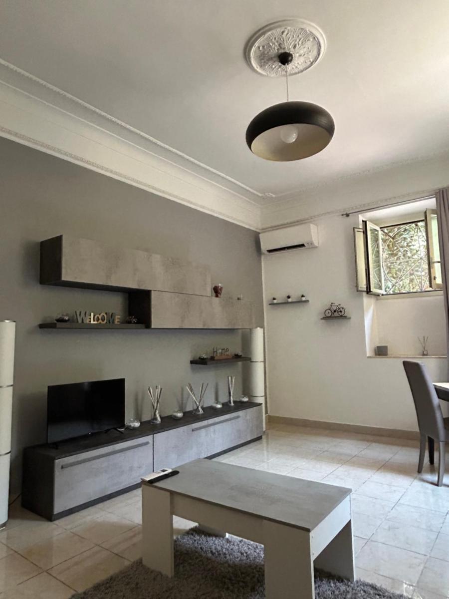 Alex Rhome Apartment - Housity
