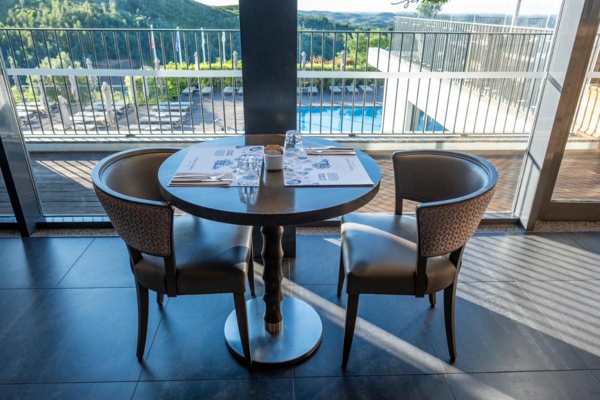 Uma varanda ou terraço em Monchique Resort & Spa