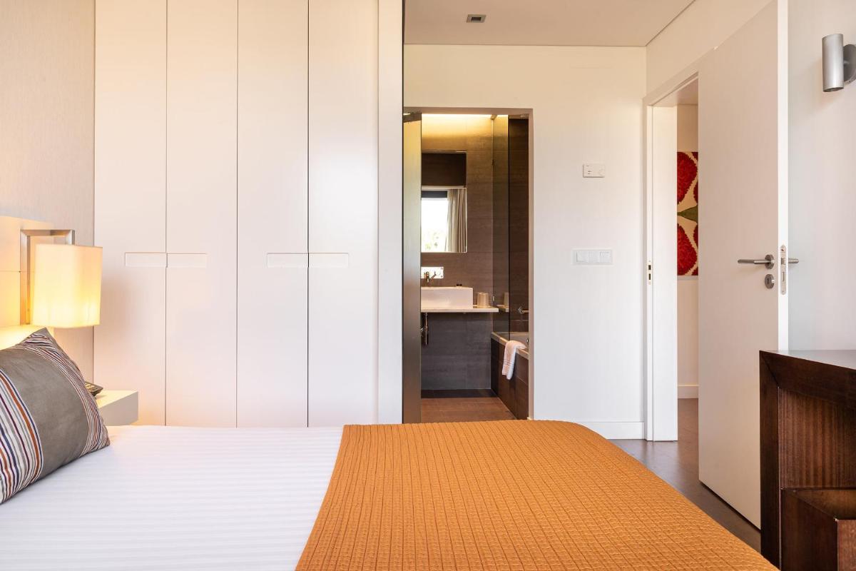 Uma cama ou camas num quarto em Monchique Resort & Spa