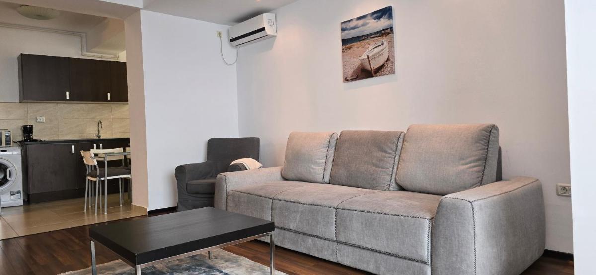 Apartment Summerland Mamaia - Housity