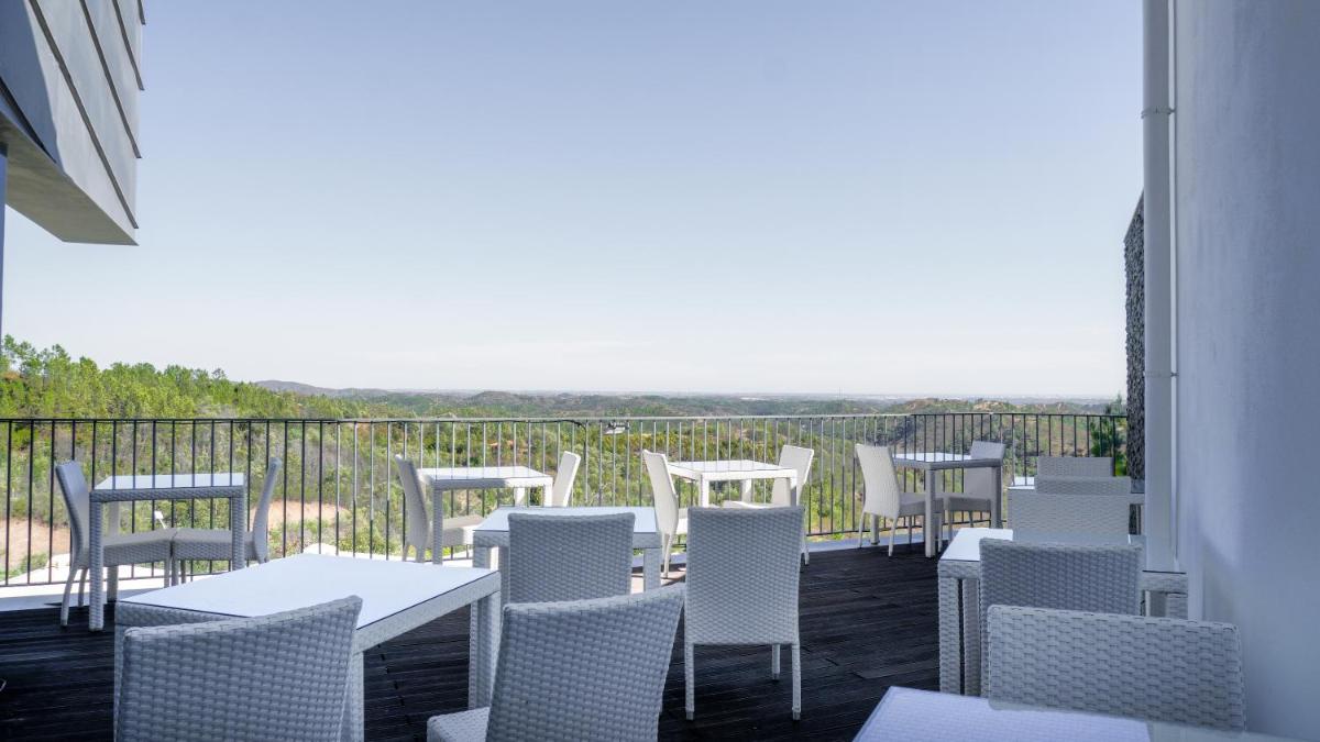 Uma varanda ou terraço em Monchique Resort & Spa