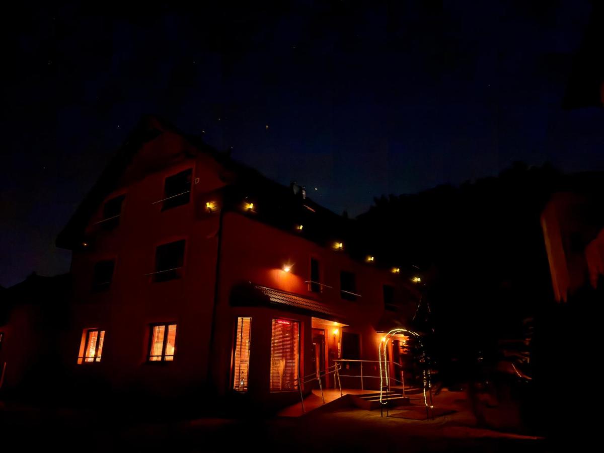 Villa Stylius - Housity
