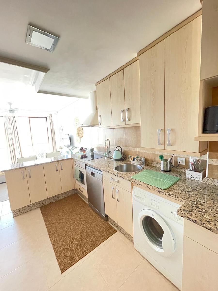 Elegante apartamento con piscina y mucho encanto. - Housity