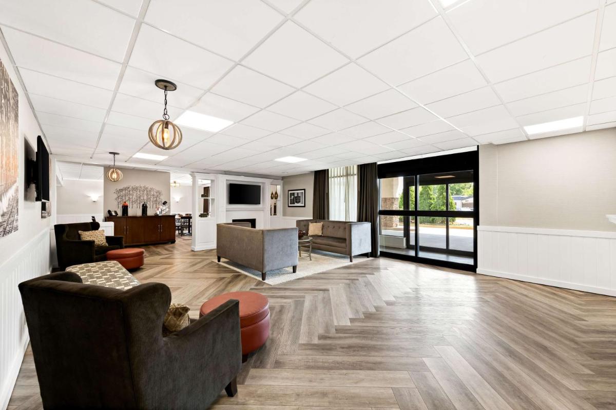 Best Western State Fair Inn - Housity
