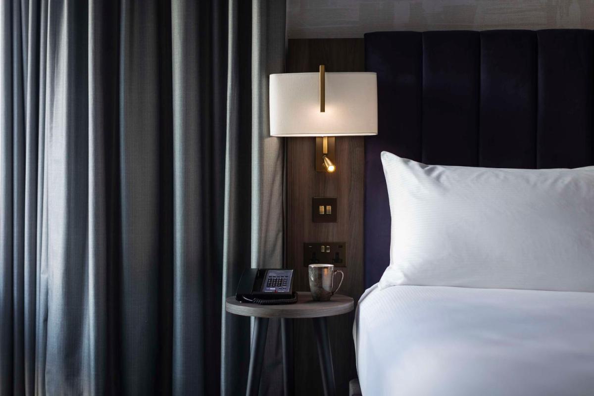 DoubleTree by Hilton Manchester Piccadilly - Housity