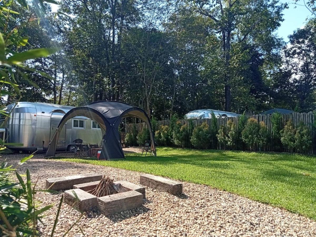 Sky The Campers - Housity