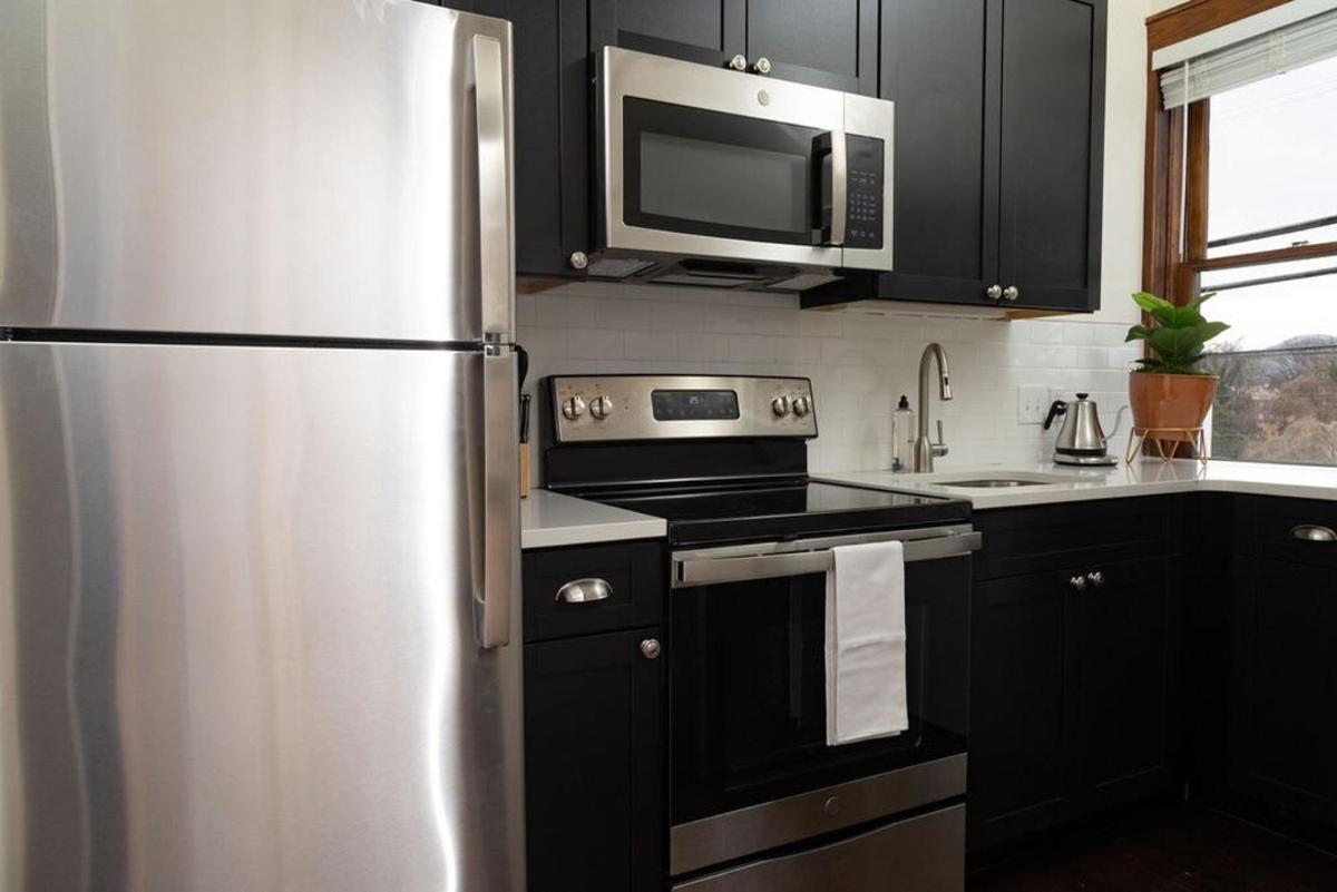 Luxury Multi-unit Historic Building Near Downtown - Housity