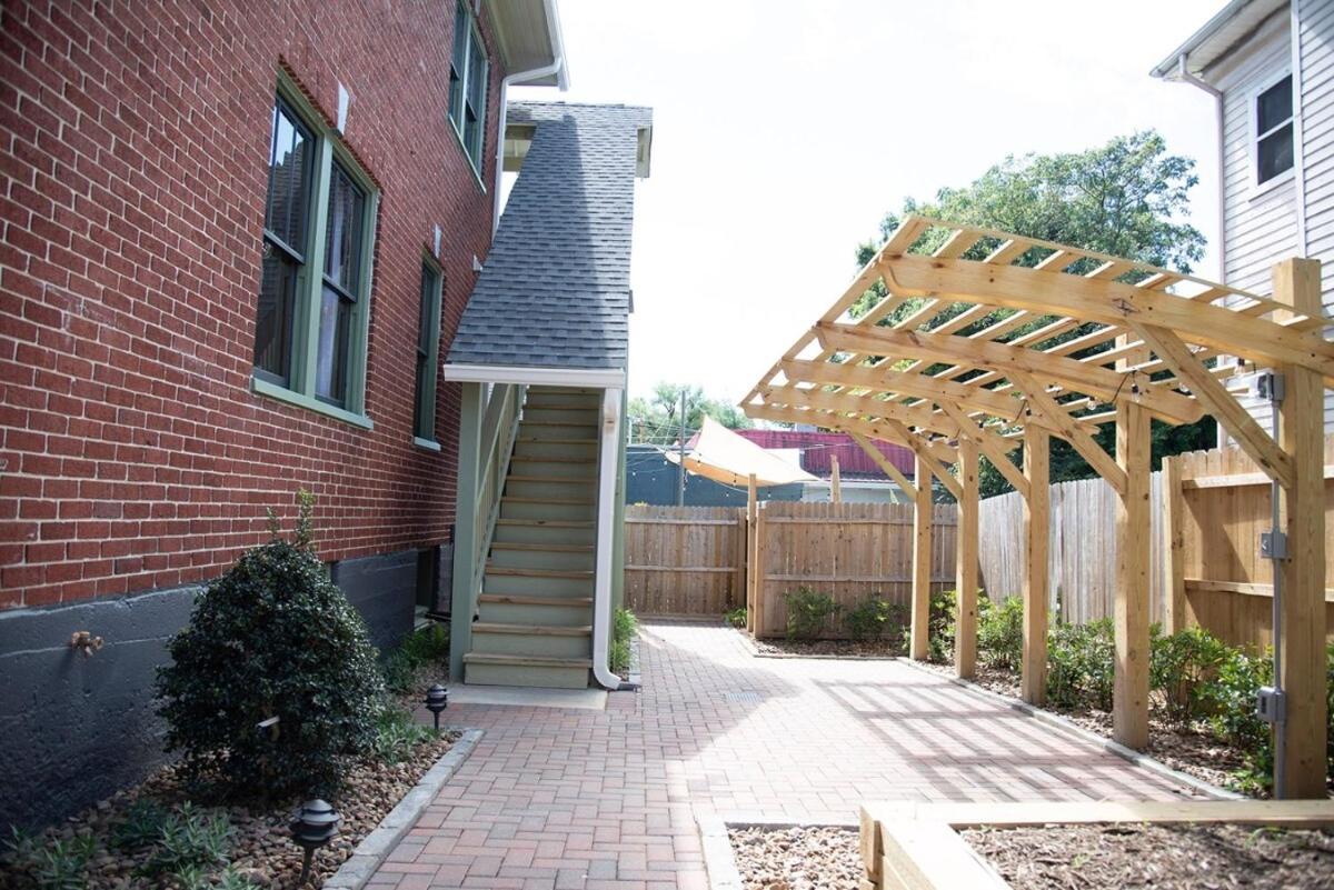 The Winona House - Boutique Hotel Near Downtown - Housity