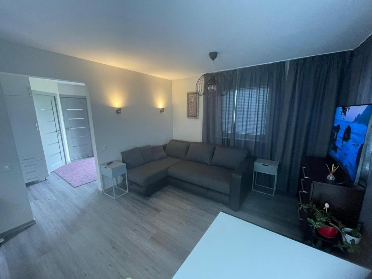 Beach Guesthouse Lenkas - Housity