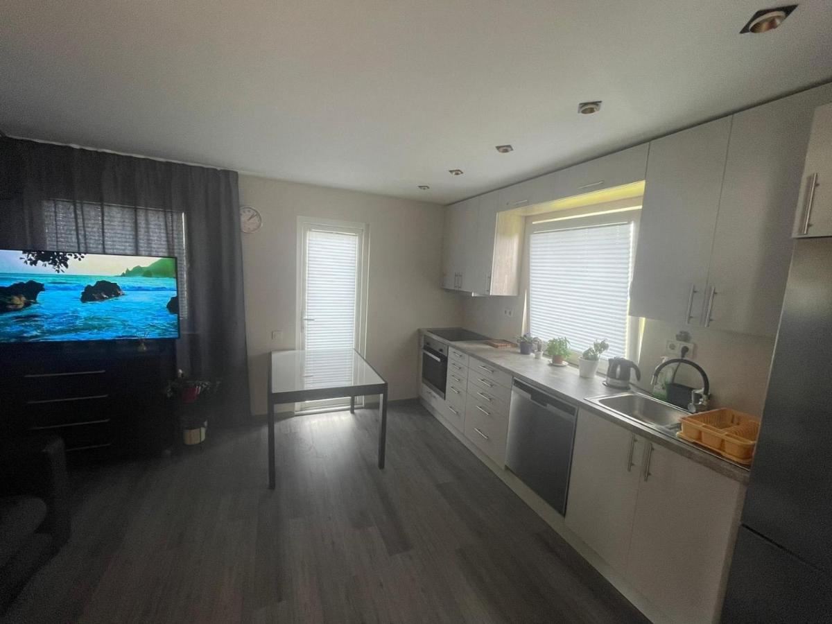 Beach Guesthouse Lenkas - Housity