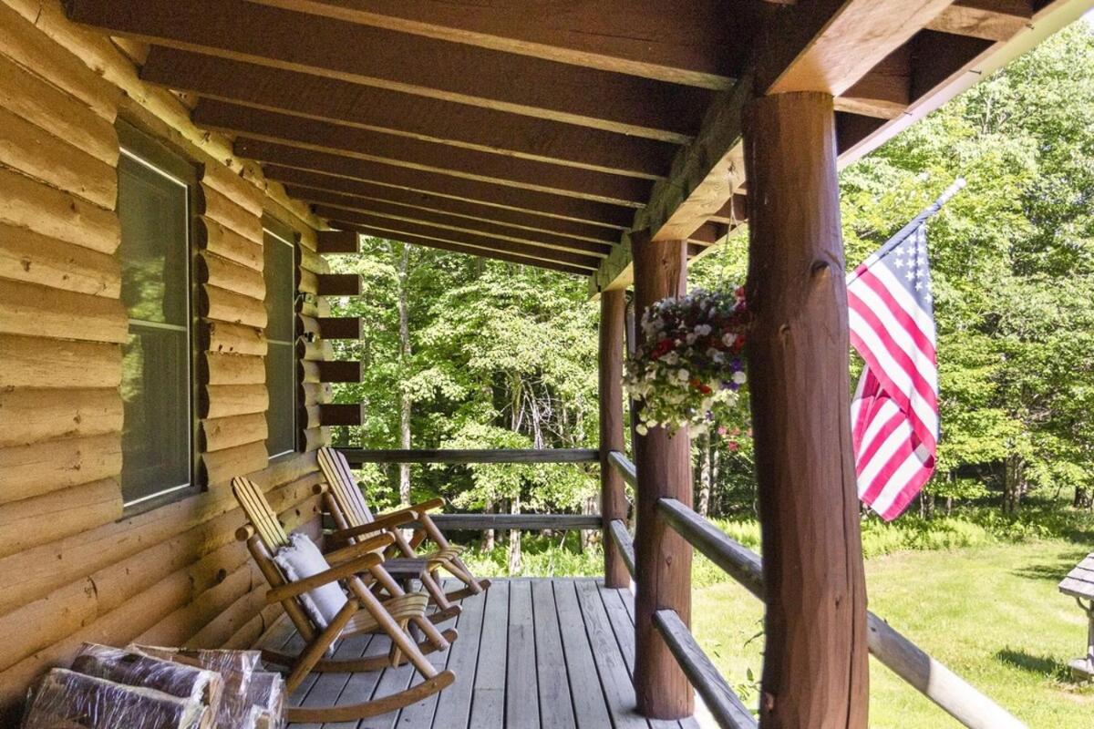 Roscoe Retreat - Housity
