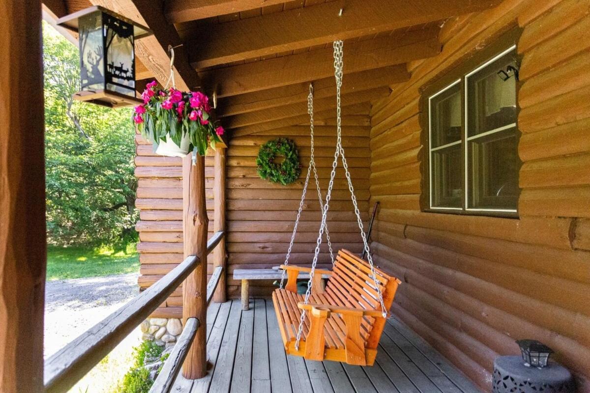 Roscoe Retreat - Housity