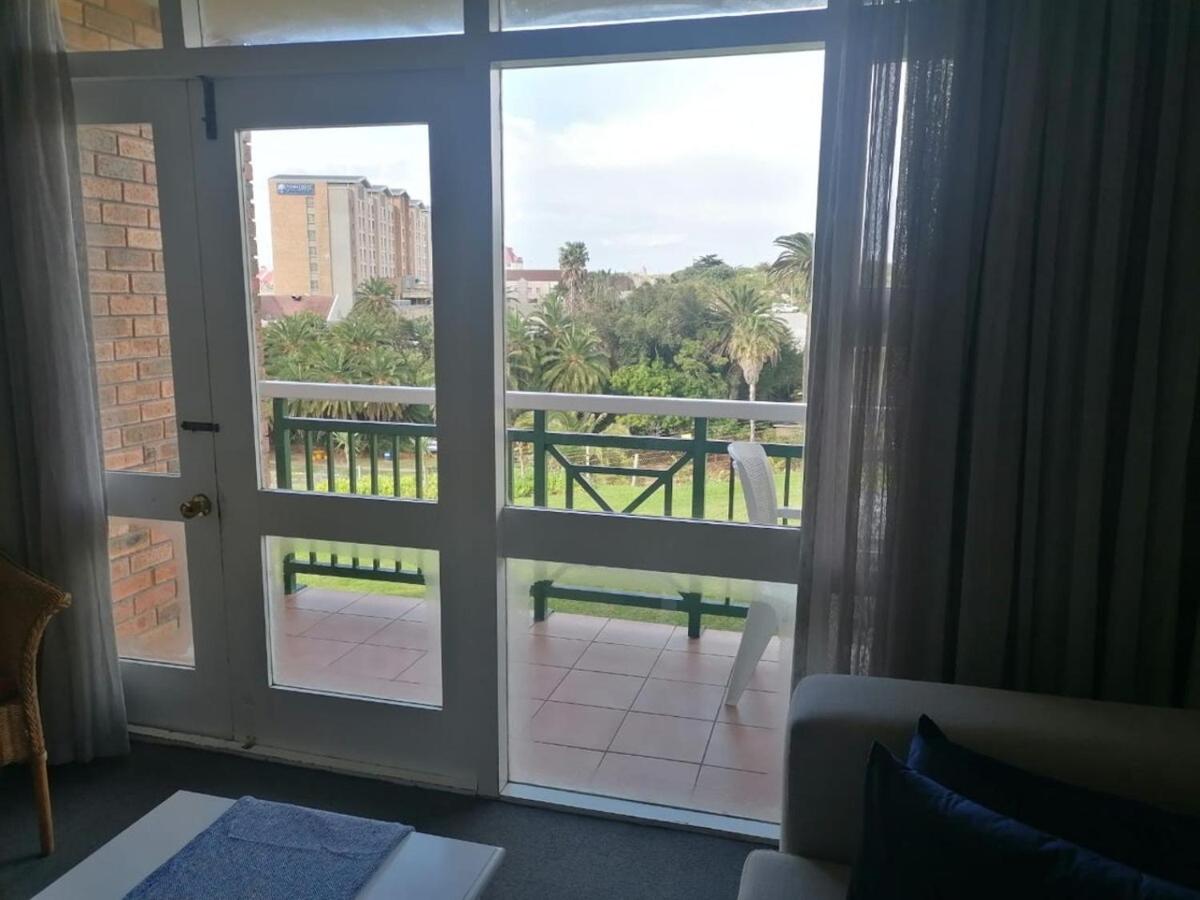 Brookes Hill Studio, Unit 156 - Housity