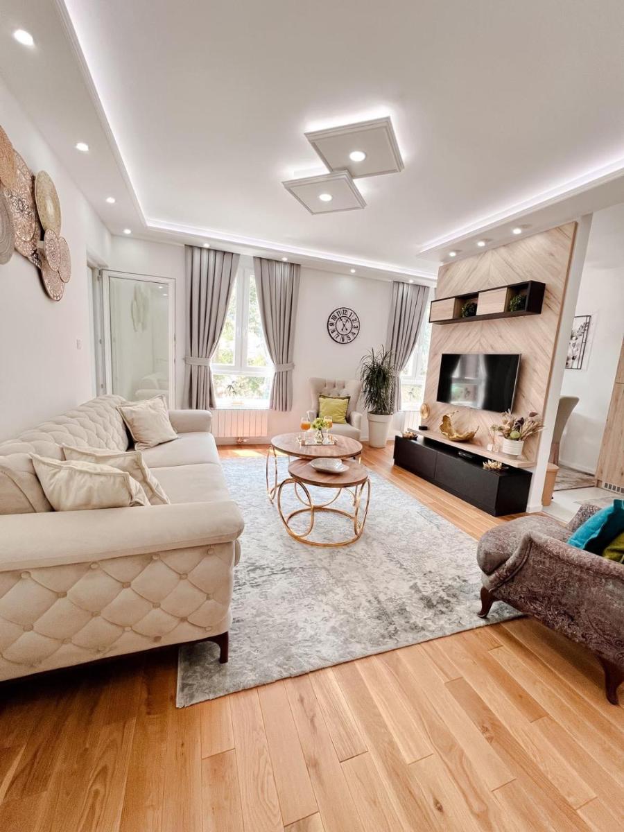 Fontana apartmani 1 FREE parking - Housity