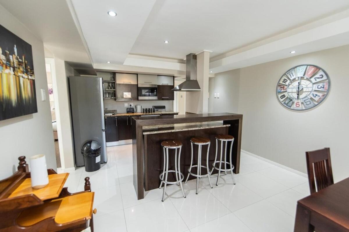 The Pearls Luxury 3rd Floor - Housity