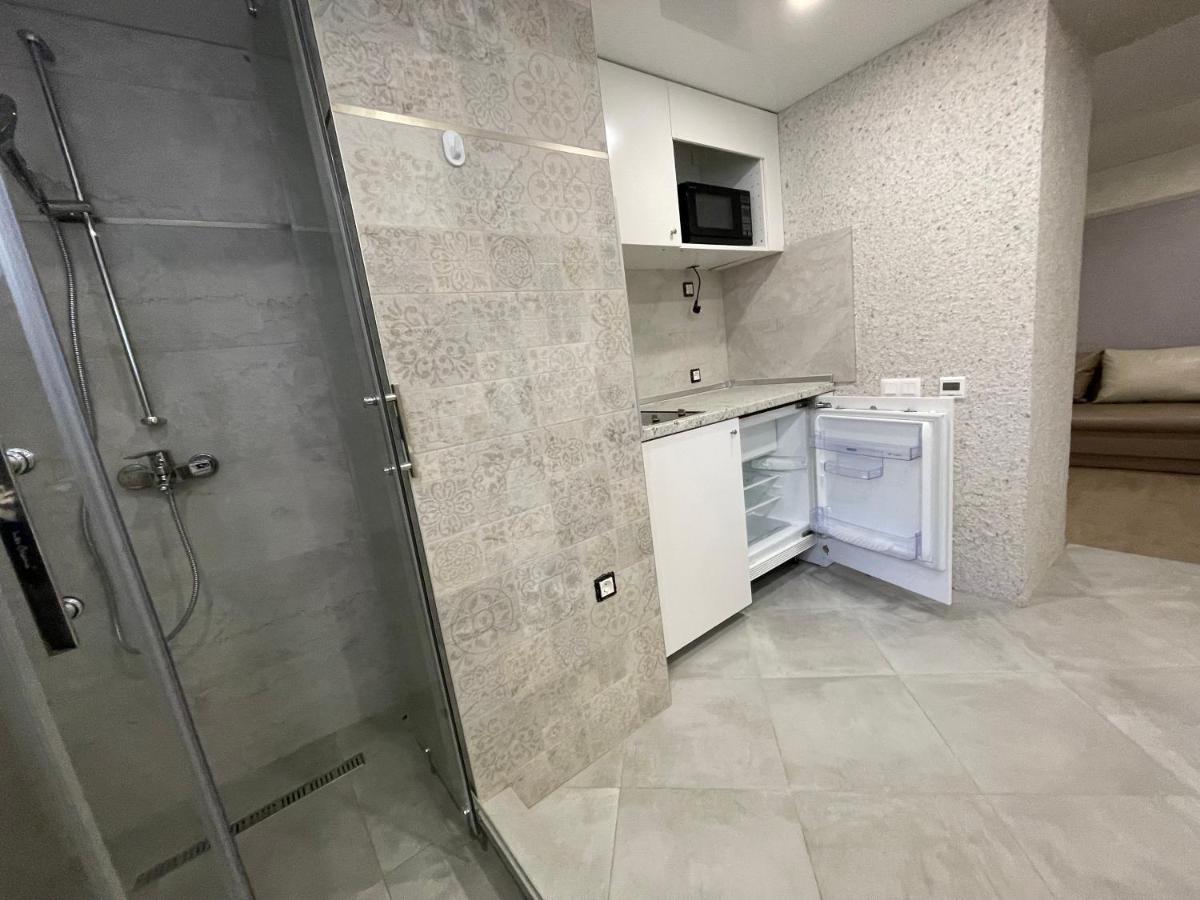 Suitetrails - Studio Center