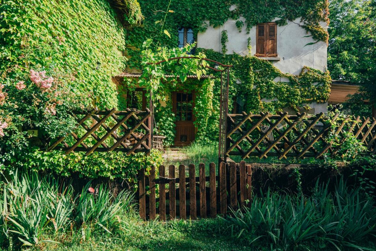 Une pause sur la colline - Housity