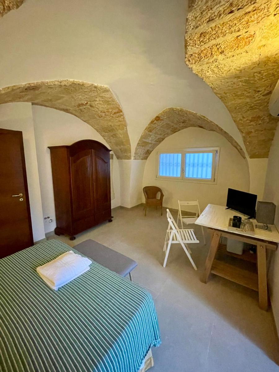 La Corte Della Luce - Housity