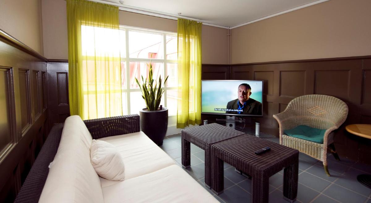 Home Hotel Uman - Housity