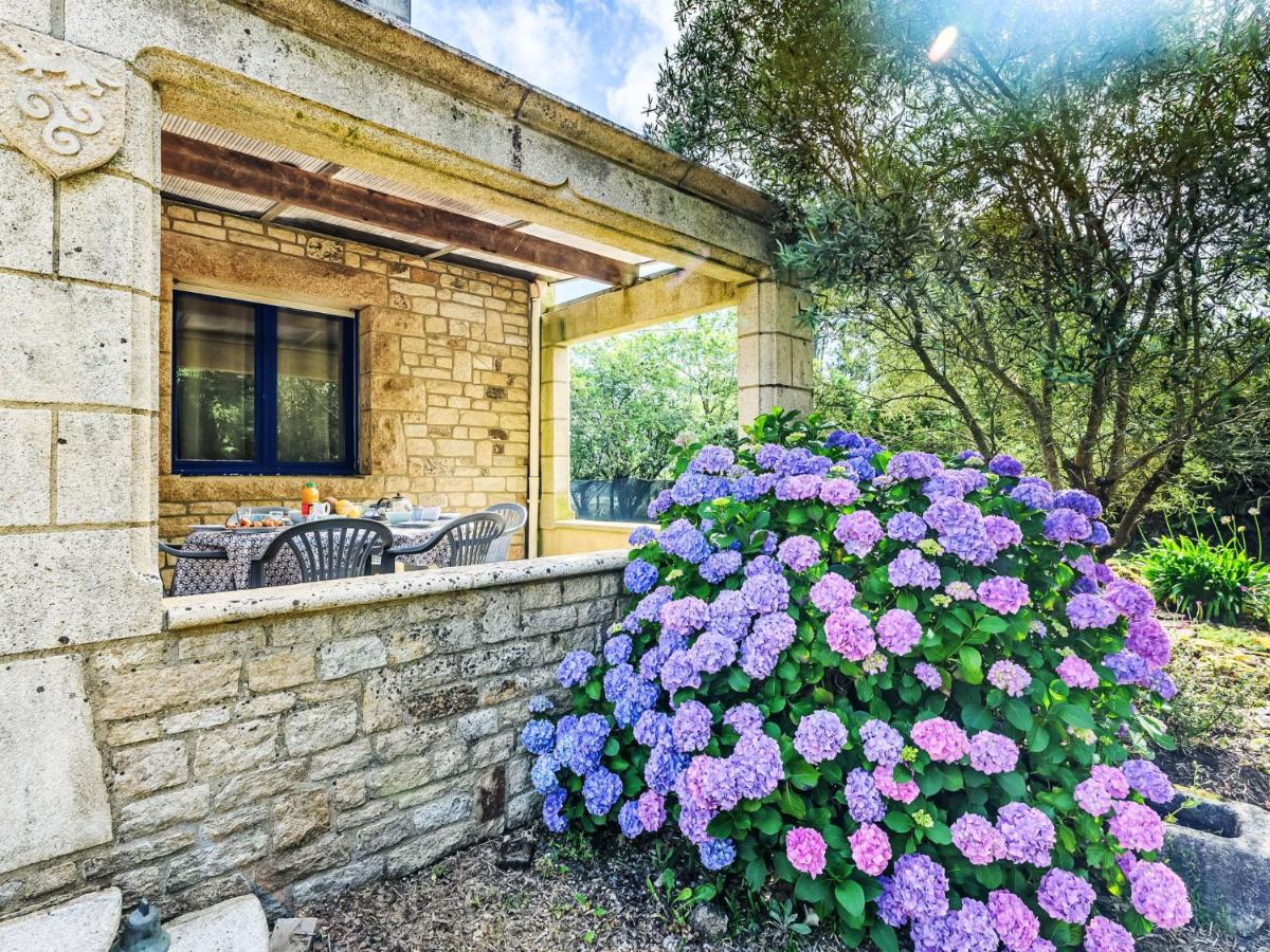 Holiday Home Maison De Bréarec by Interhome - Housity