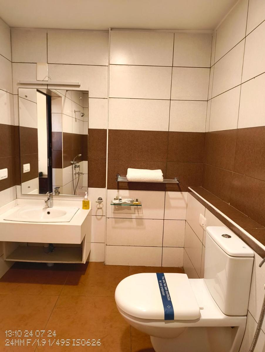 Vyshak International - Housity