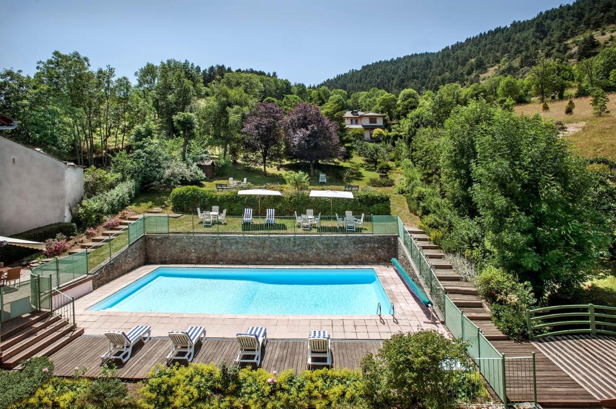 Logis Hôtel Restaurant Le Mont Aigoual - Housity