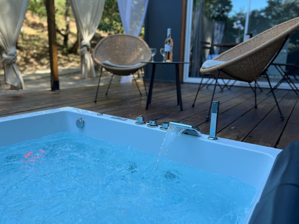 Superbe Cabane JACUZZI JARDIN CLIM WIFI PARKING - Housity
