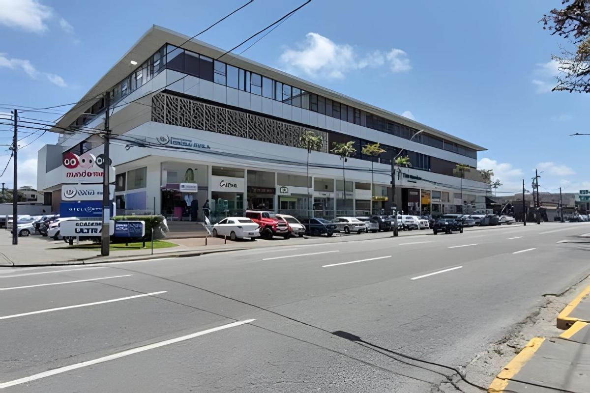 Requinte e Conforto a Beira Mar - by TRH Home Stay - Housity